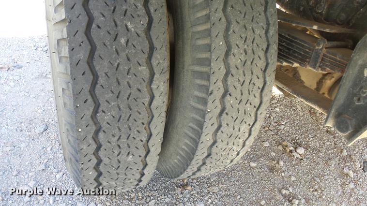 image for item EF9343 1976 Chevrolet C60 dump flatbed truck