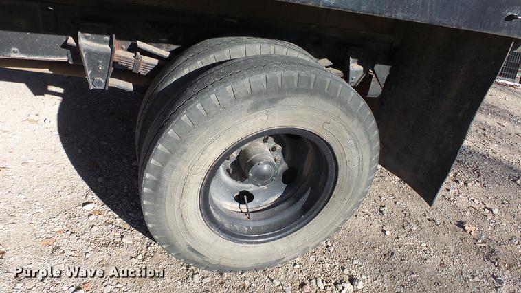 image for item EF9343 1976 Chevrolet C60 dump flatbed truck