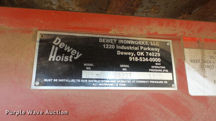 image for item EF9343 1976 Chevrolet C60 dump flatbed truck