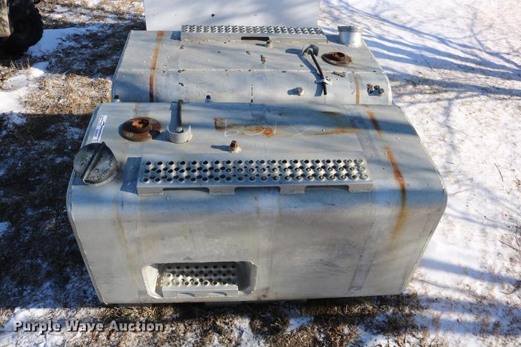 image for item EH9597 (2) Snyder Tank Corp. aluminum saddle fuel tanks