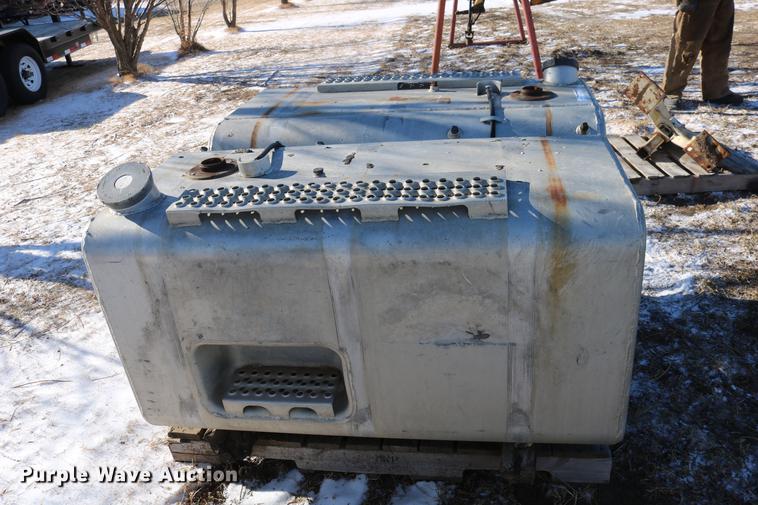 image for item EH9597 (2) Snyder Tank Corp. aluminum saddle fuel tanks