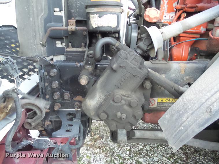 image for item DB6250 2005 Volvo 4NL42T/300 semi truck