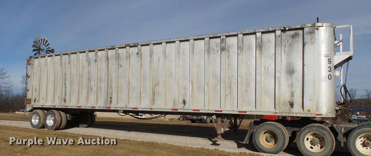 image for item DB7311 1996 Steco AWO walking floor trailer