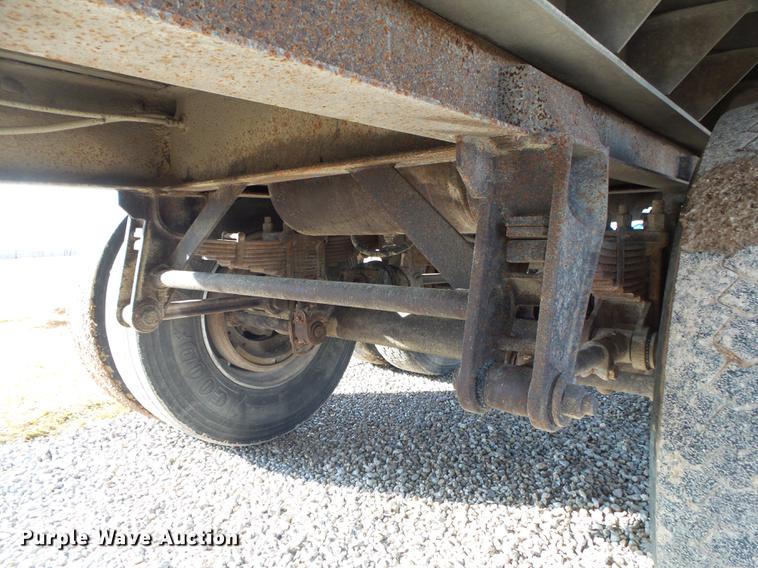 image for item DB7311 1996 Steco AWO walking floor trailer