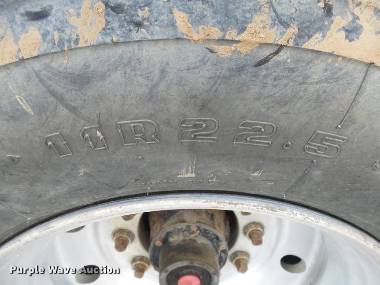 image for item DB7311 1996 Steco AWO walking floor trailer