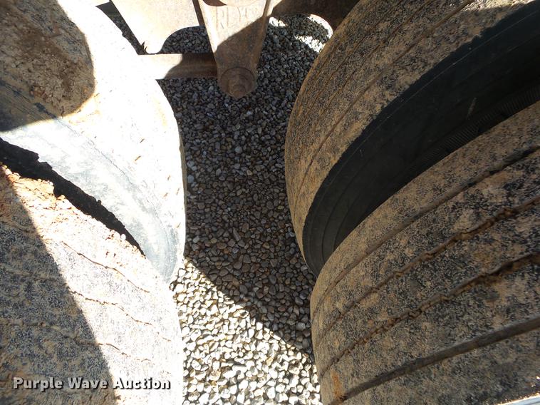 image for item DB7311 1996 Steco AWO walking floor trailer