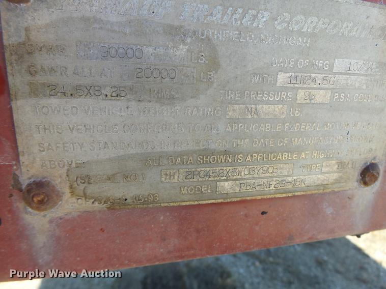 image for item DB9801 1995 Fruehauf flatbed trailer