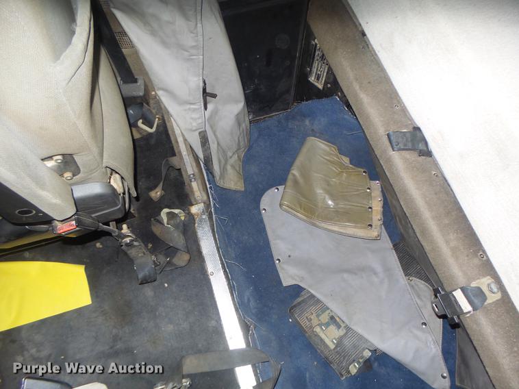 image for item DB9818 2005 Kenworth W900 semi truck