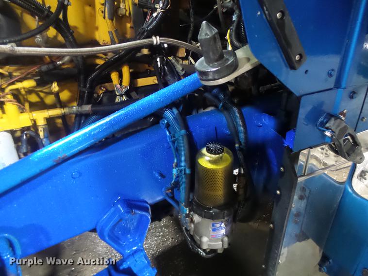 image for item DB9818 2005 Kenworth W900 semi truck