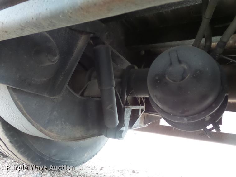 image for item DC4744 1996 Trail King TK70L06-A82 drop deck trailer