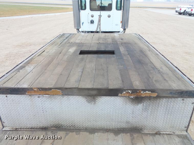 image for item DC4744 1996 Trail King TK70L06-A82 drop deck trailer