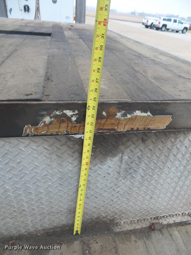 image for item DC4744 1996 Trail King TK70L06-A82 drop deck trailer