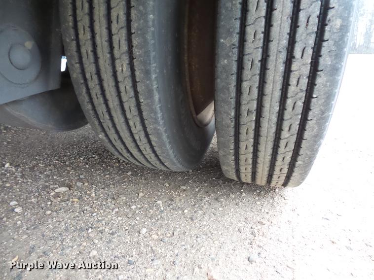 image for item DC4744 1996 Trail King TK70L06-A82 drop deck trailer