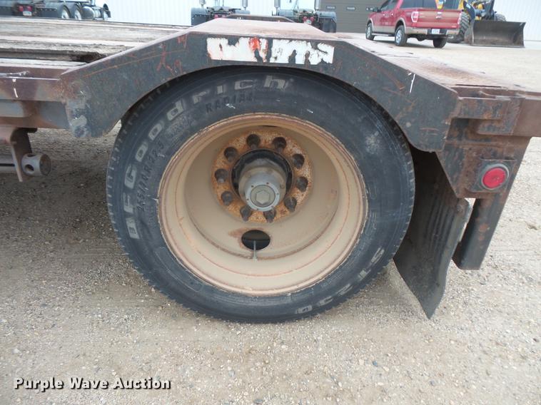 image for item DC4744 1996 Trail King TK70L06-A82 drop deck trailer