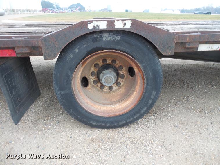 image for item DC4744 1996 Trail King TK70L06-A82 drop deck trailer