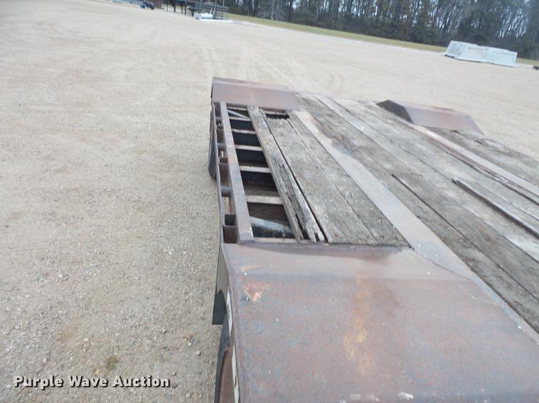 image for item DC4744 1996 Trail King TK70L06-A82 drop deck trailer