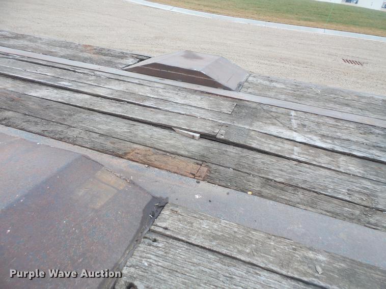 image for item DC4744 1996 Trail King TK70L06-A82 drop deck trailer