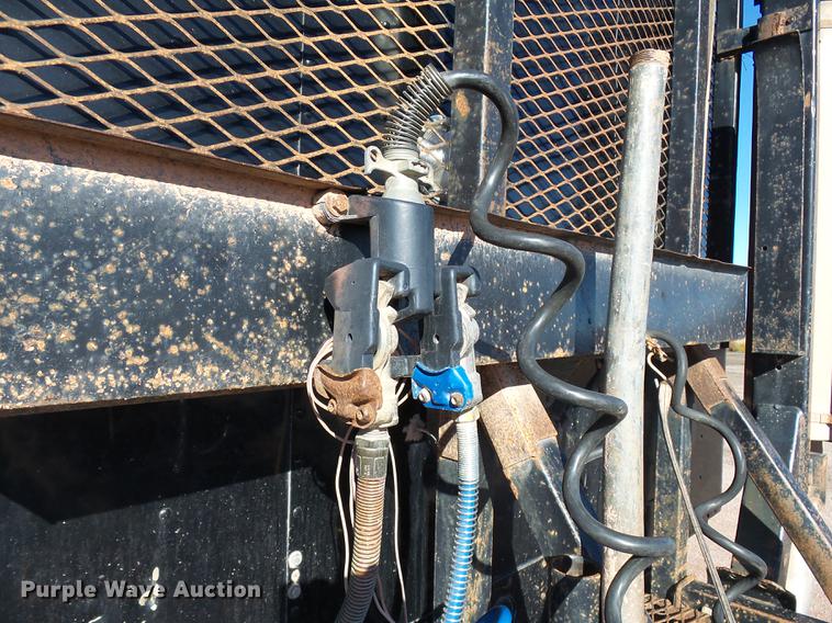 image for item DC6409 1996 Freightliner FLD120 semi truck