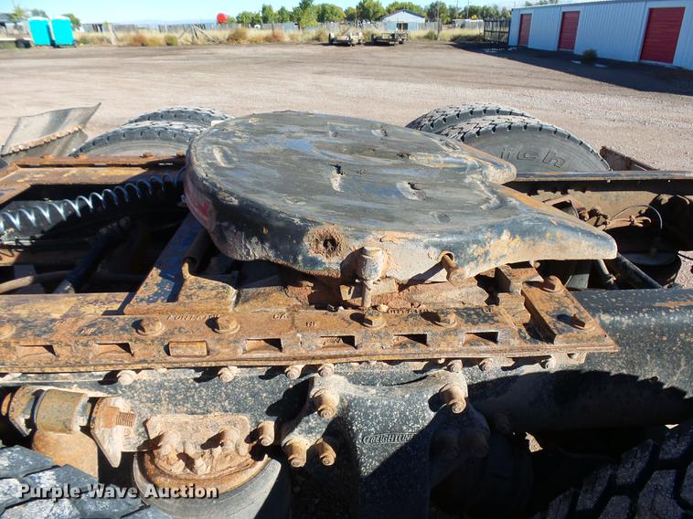 image for item DC6409 1996 Freightliner FLD120 semi truck