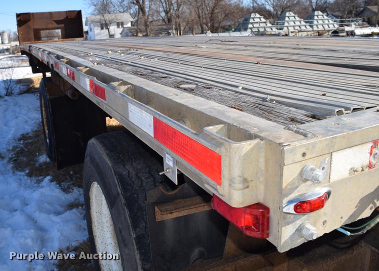 image for item DC7744 1995 Transcraft Eagle W248X102 flatbed trailer
