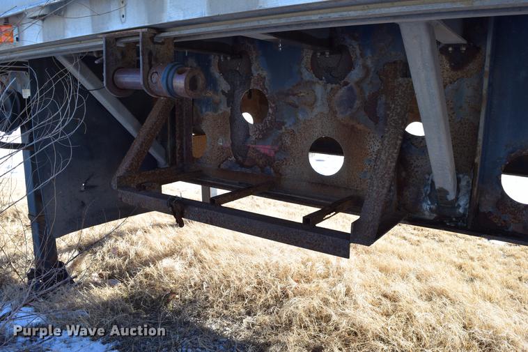 image for item DC7744 1995 Transcraft Eagle W248X102 flatbed trailer