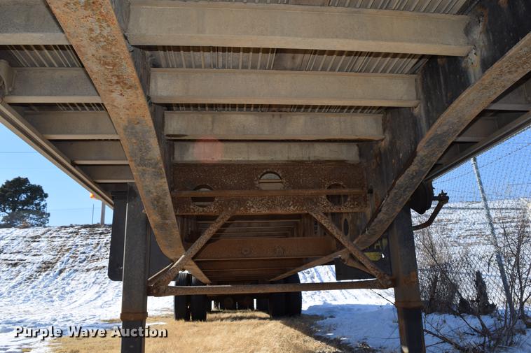 image for item DC7744 1995 Transcraft Eagle W248X102 flatbed trailer