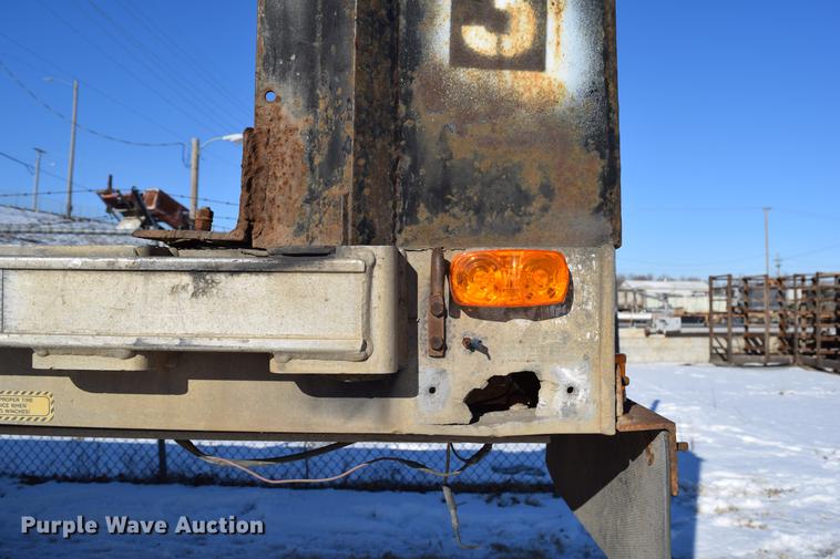 image for item DC7744 1995 Transcraft Eagle W248X102 flatbed trailer