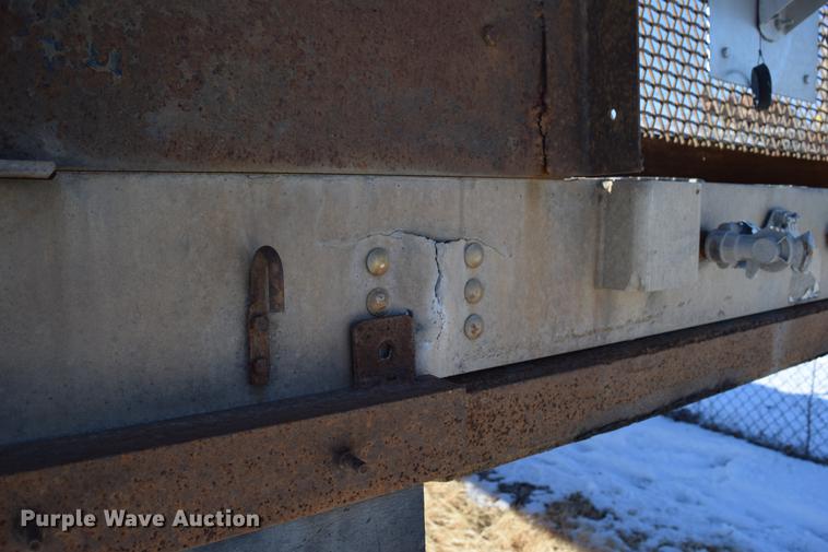 image for item DC7744 1995 Transcraft Eagle W248X102 flatbed trailer