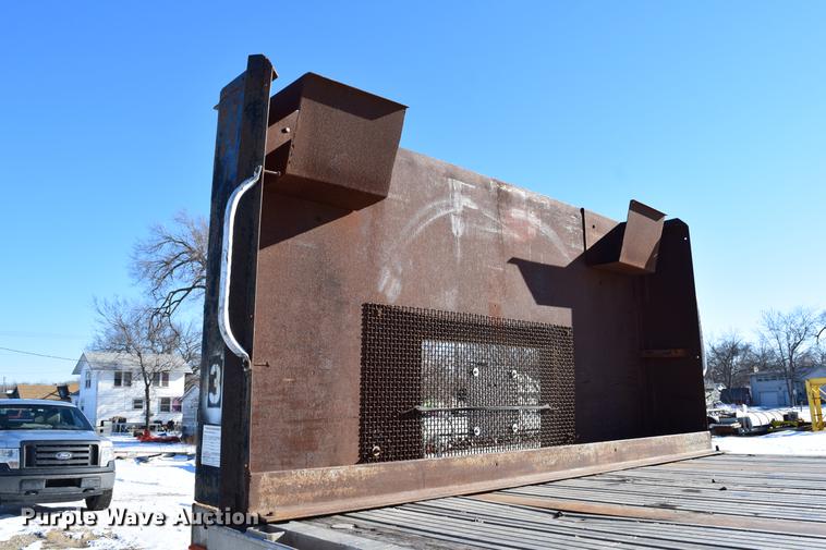 image for item DC7744 1995 Transcraft Eagle W248X102 flatbed trailer