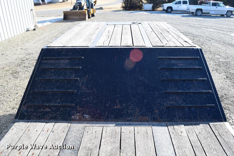 image for item DC7748 2008 Kaufman R25TON drop deck equipment trailer