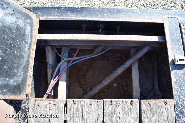 image for item DC7748 2008 Kaufman R25TON drop deck equipment trailer