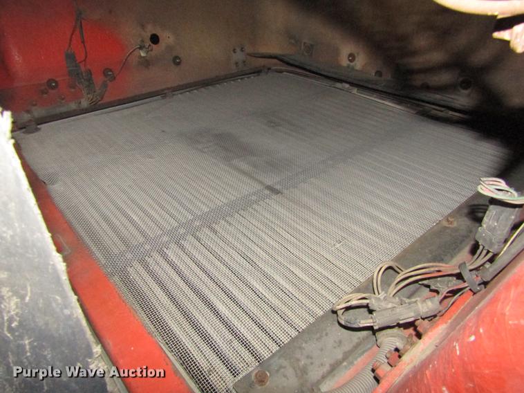 image for item DD2936 1988 Freightliner FLC semi truck