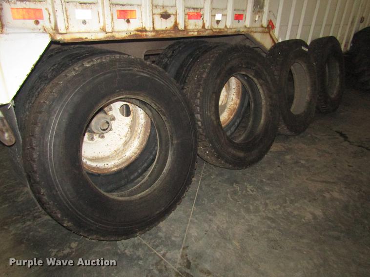 image for item DO9058 (4) Road Master 11R24.5 tires