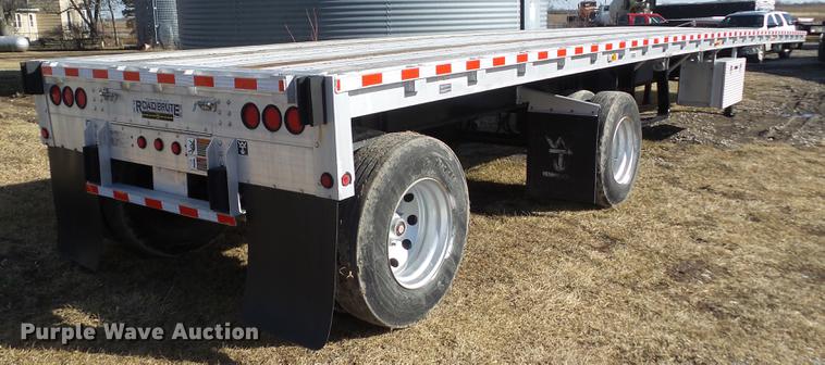 image for item DZ9190 2008 Wilson CF-900 flatbed trailer