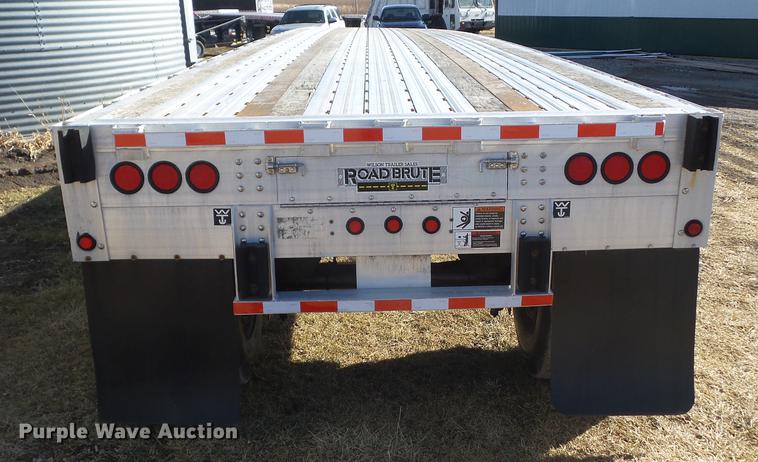image for item DZ9190 2008 Wilson CF-900 flatbed trailer