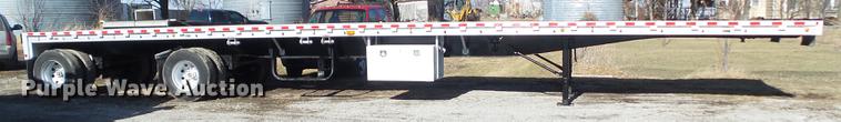 image for item DZ9191 2004 Wilson CF-900 flatbed trailer