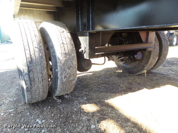 image for item DZ9191 2004 Wilson CF-900 flatbed trailer