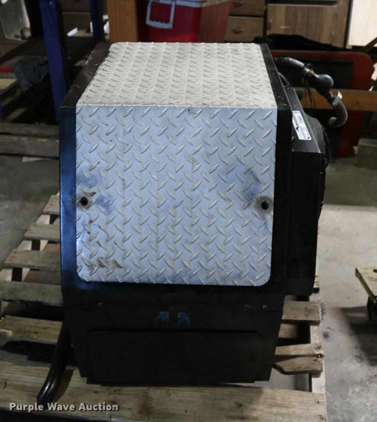 image for item EH9608 Thermo-King 2TNY70-P auxiliary power unit