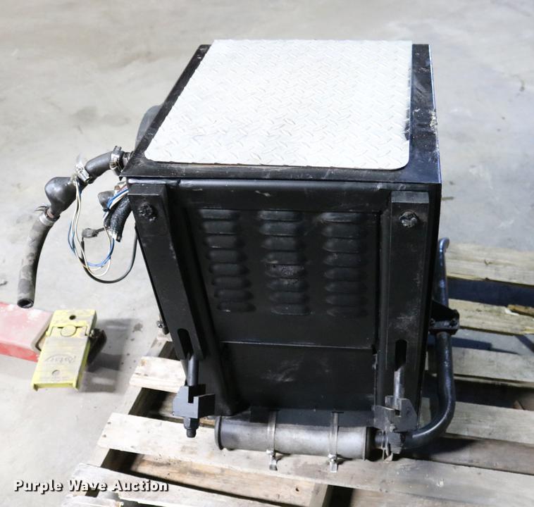 image for item EH9608 Thermo-King 2TNY70-P auxiliary power unit