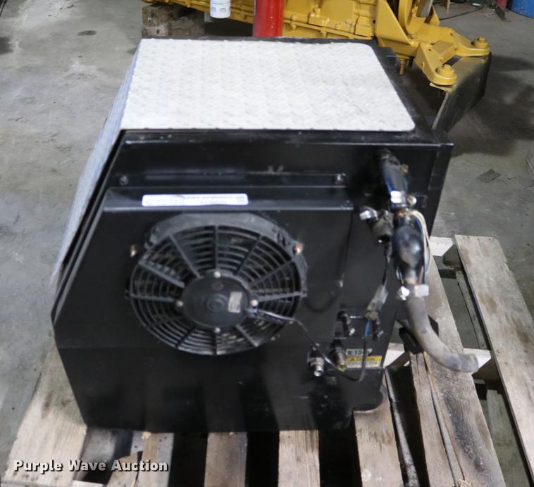 image for item EH9608 Thermo-King 2TNY70-P auxiliary power unit