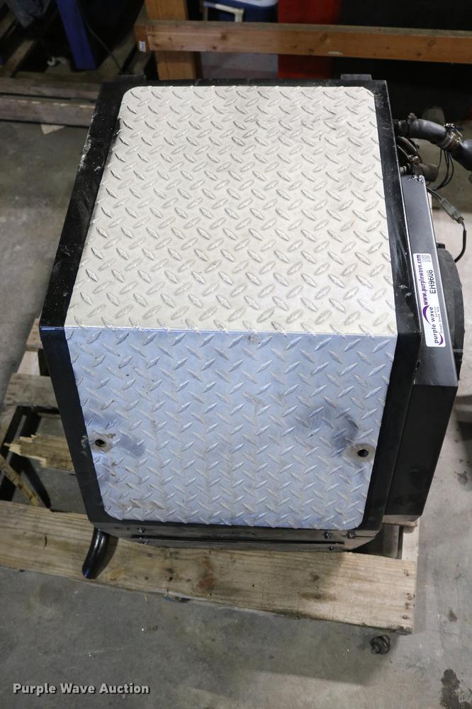 image for item EH9608 Thermo-King 2TNY70-P auxiliary power unit