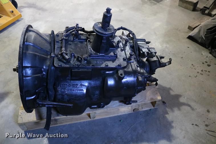 image for item EH9611 Meritor H016G10CM16047 Ten speed transmission