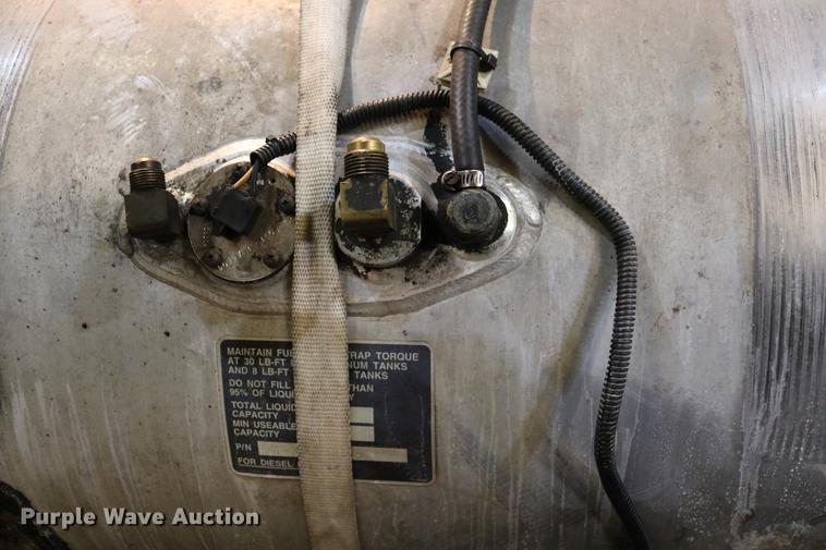 image for item EH9613 (2) aluminum fuel tanks