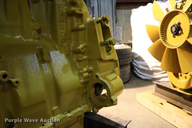 image for item EH9615 Caterpillar C15 15.2L turbo diesel engine