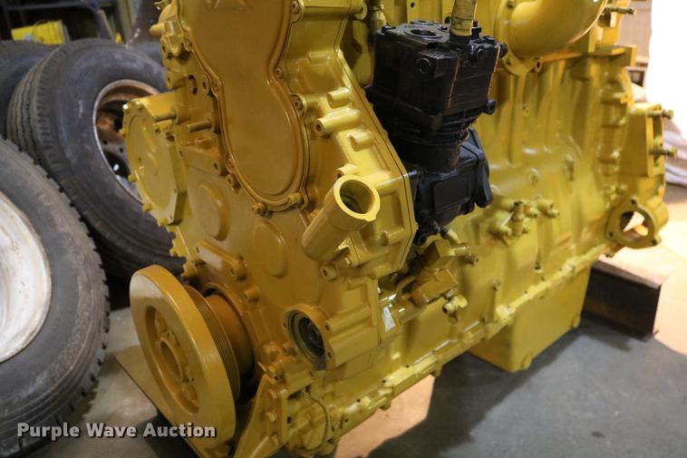 image for item EH9615 Caterpillar C15 15.2L turbo diesel engine