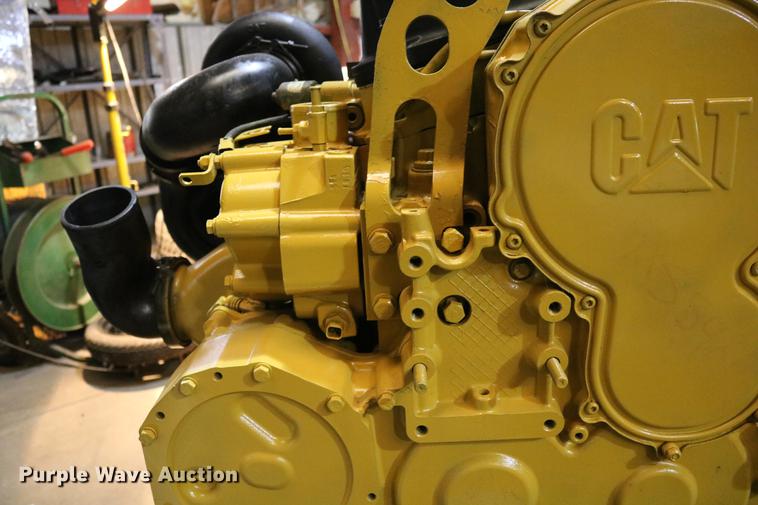 image for item EH9615 Caterpillar C15 15.2L turbo diesel engine