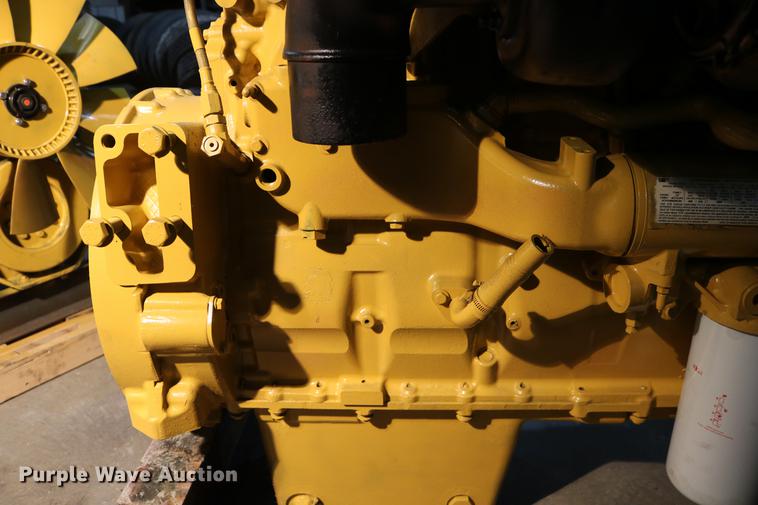 image for item EH9615 Caterpillar C15 15.2L turbo diesel engine
