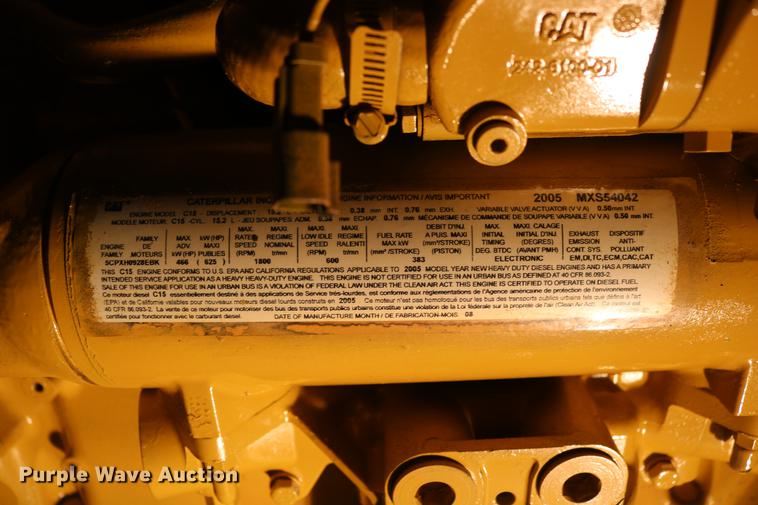 image for item EH9615 Caterpillar C15 15.2L turbo diesel engine