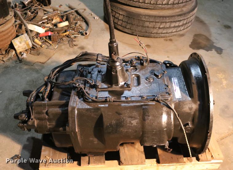 image for item EH9617 Eaton Fuller Road Ranger T0F-16908LL Eight speed manual transmission