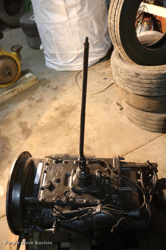 image for item EH9617 Eaton Fuller Road Ranger T0F-16908LL Eight speed manual transmission